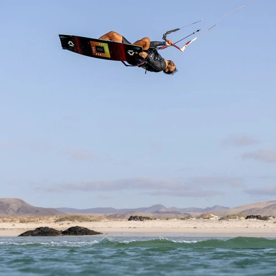 2022 Duotone Select SLS Twintip Kiteboard - Freeride - 55% Off Discounts Apply ! 4 2022 Duotone Select SLS Twintip Kiteboard - Freeride - 55% Off Discounts Apply ! - Image 2