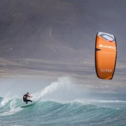 Ozone Alpha V2 Performance Single Strut Kite - Demo - 6M - 35% Off Discounts Apply ! -Glide Master ozone alpha v2 size bar 6